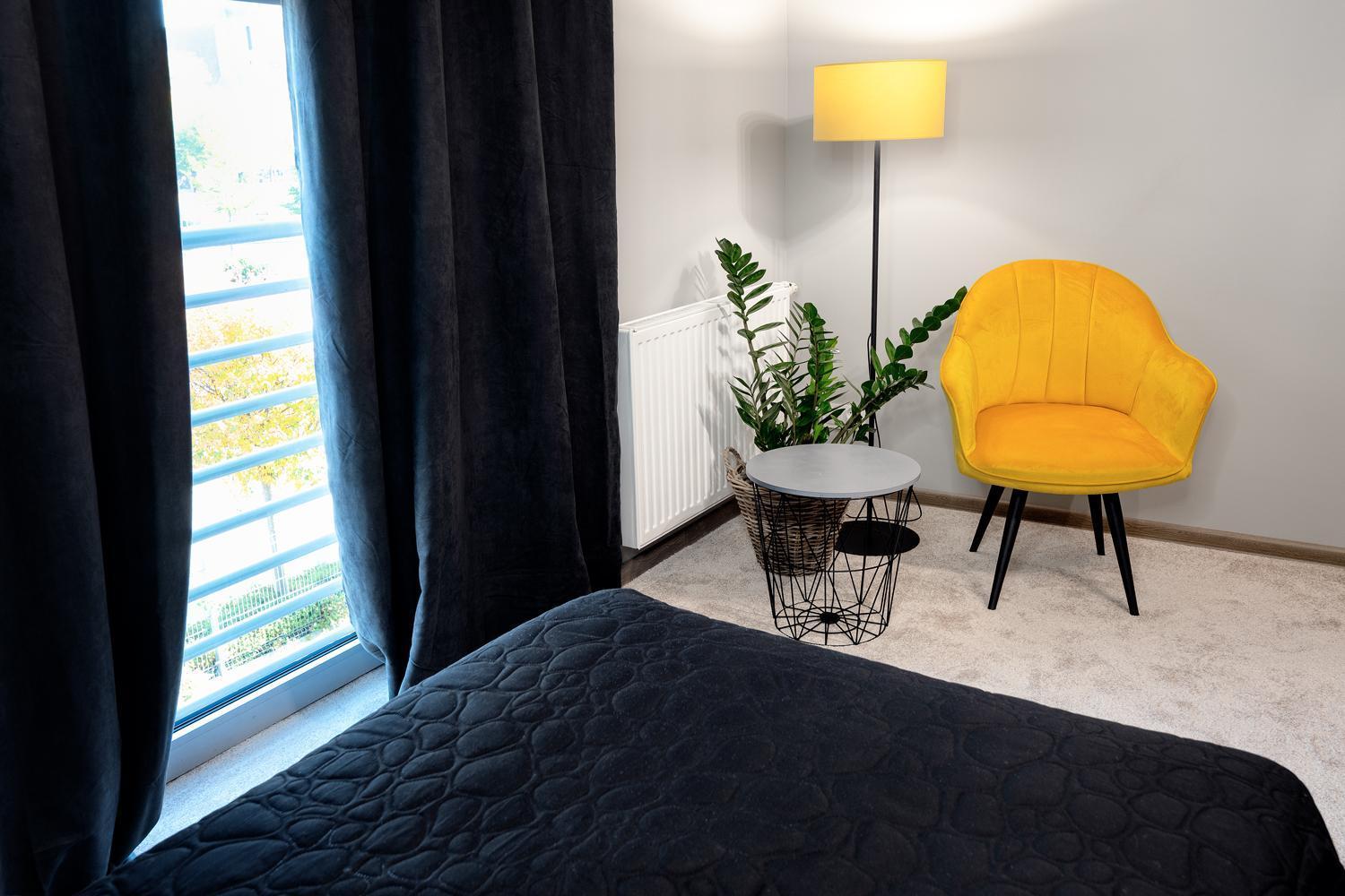 Hotel Absolwent Gostyń Buitenkant foto